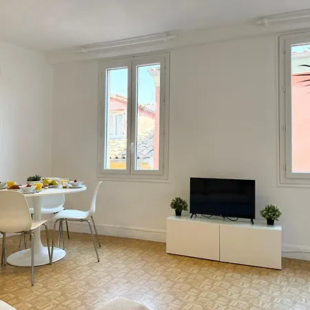 2 Pieces Proche Apartamento *