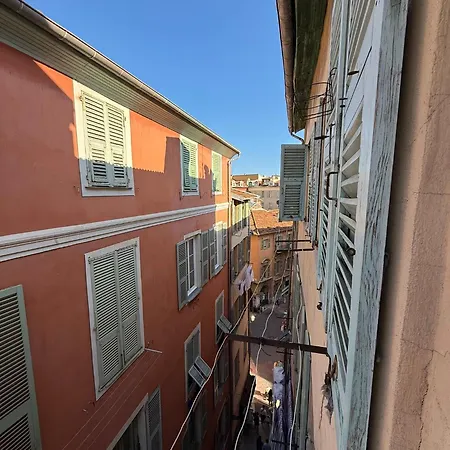 Daire 2 Pieces Proche Nice