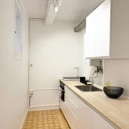 2 Pieces Proche Daire Nice