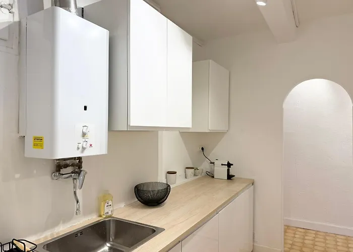 2 Pieces Proche Apartment